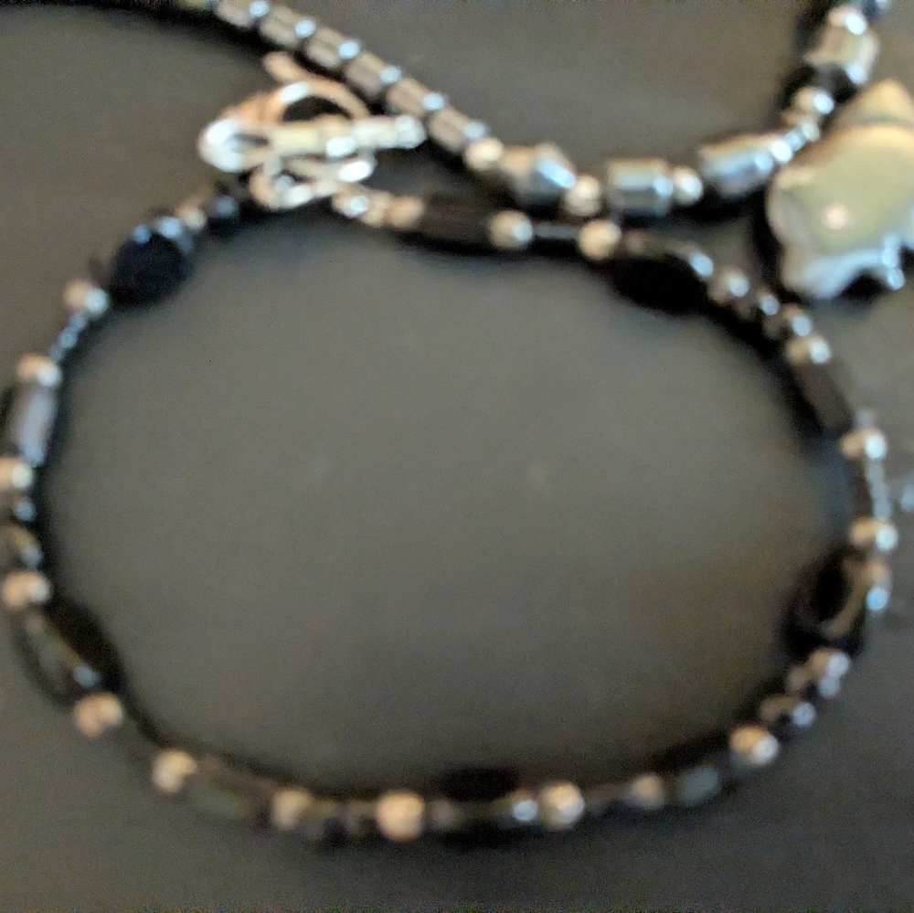 Hematite Bead Jewelry Set with Shark Pendant - Dark Gray - Picture 6 of 8
